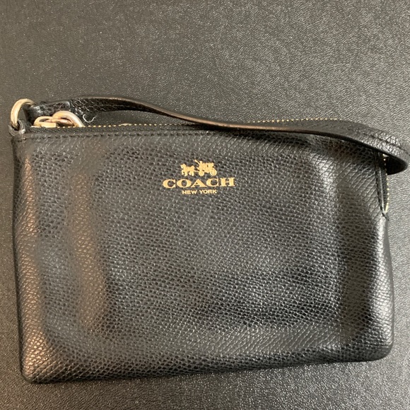 Coach pebble leather wristlet Clearance